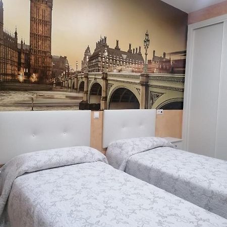 Hostal Restaurante Casa Isabel Gamonal 외부 사진